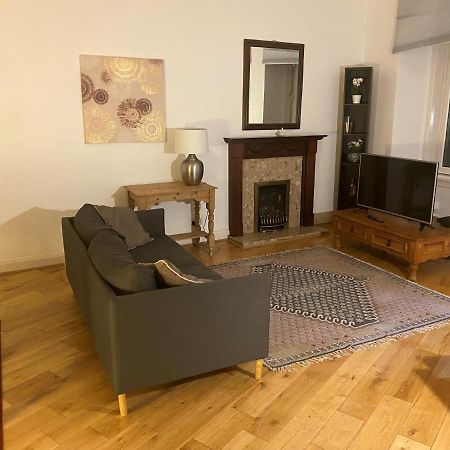 St Margaret'S Loch Apartment エディンバラ エクステリア 写真